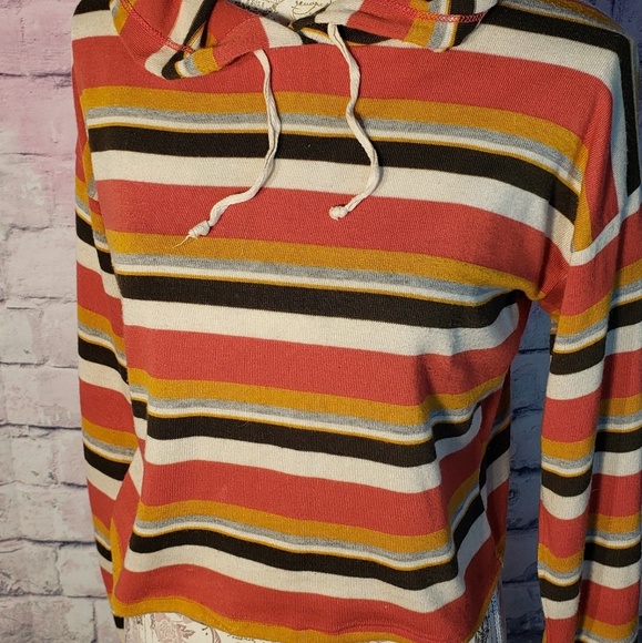 Striped pink orange and gray pullover - Picture 3 of 4